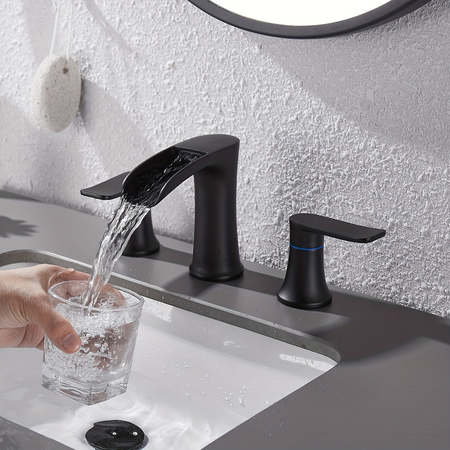8-inch Basin Faucet With Water Output
